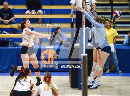 Thumbnail 3 in Valley Christian vs. Cathedral Catholic (CIF State D2 Final) photogallery.
