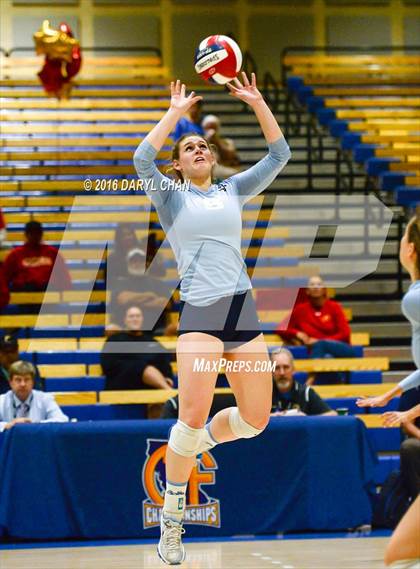 Thumbnail 3 in Valley Christian vs. Cathedral Catholic (CIF State D2 Final) photogallery.