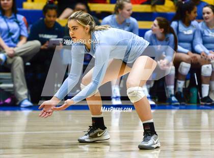 Thumbnail 2 in Valley Christian vs. Cathedral Catholic (CIF State D2 Final) photogallery.