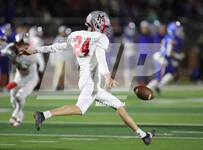 Thumbnail 2 in Manti vs. Richfield (UHSAA 3A Final) photogallery.