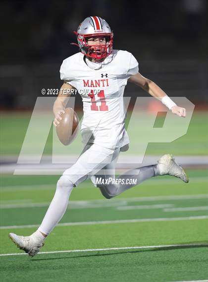 Thumbnail 2 in Manti vs. Richfield (UHSAA 3A Final) photogallery.