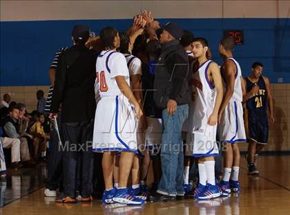 Thumbnail 2 in Bayside vs Mt. St. Michael (Queens Jam Christmas Classic) photogallery.