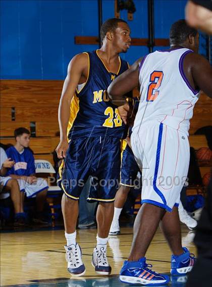 Thumbnail 1 in Bayside vs Mt. St. Michael (Queens Jam Christmas Classic) photogallery.