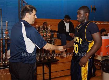 Thumbnail 1 in Bayside vs Mt. St. Michael (Queens Jam Christmas Classic) photogallery.