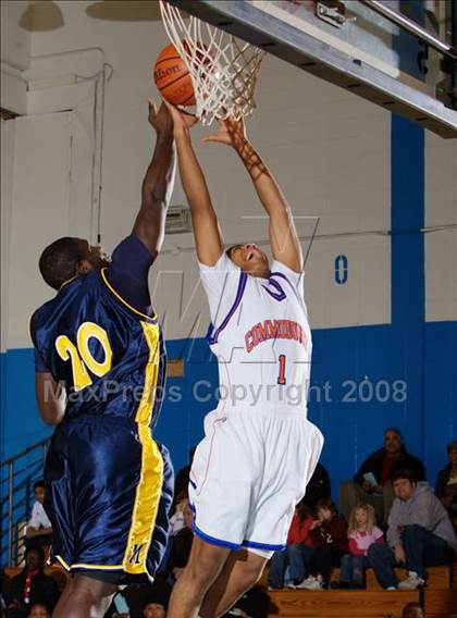 Thumbnail 1 in Bayside vs Mt. St. Michael (Queens Jam Christmas Classic) photogallery.