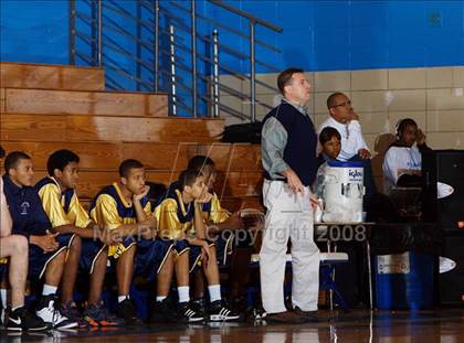 Thumbnail 2 in Bayside vs Mt. St. Michael (Queens Jam Christmas Classic) photogallery.