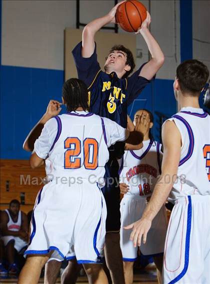 Thumbnail 1 in Bayside vs Mt. St. Michael (Queens Jam Christmas Classic) photogallery.