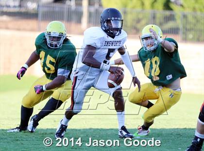 Thumbnail 1 in Hillsboro @ Ensworth (Scrimmage) photogallery.