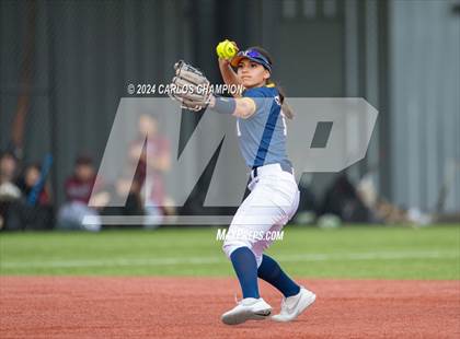 Thumbnail 1 in Liberty Hill vs. Stony Point (Liberty Hill Round Robin) photogallery.