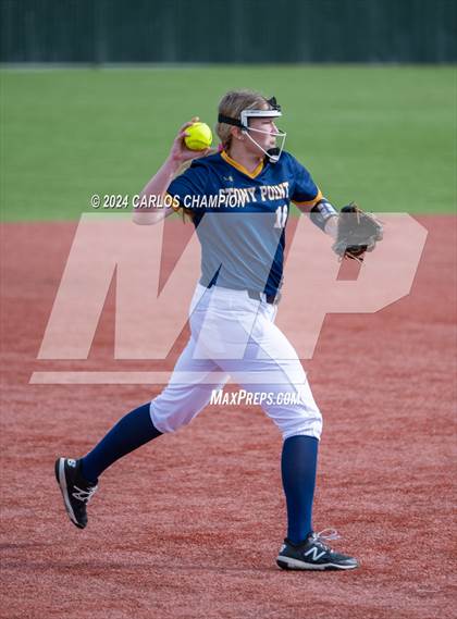 Thumbnail 3 in Liberty Hill vs. Stony Point (Liberty Hill Round Robin) photogallery.