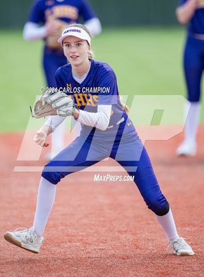 Thumbnail 3 in Liberty Hill vs. Stony Point (Liberty Hill Round Robin) photogallery.