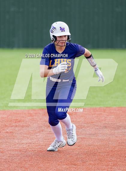 Thumbnail 2 in Liberty Hill vs. Stony Point (Liberty Hill Round Robin) photogallery.