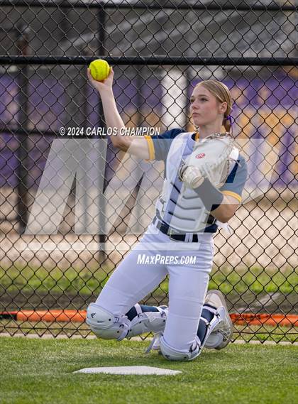 Thumbnail 1 in Liberty Hill vs. Stony Point (Liberty Hill Round Robin) photogallery.