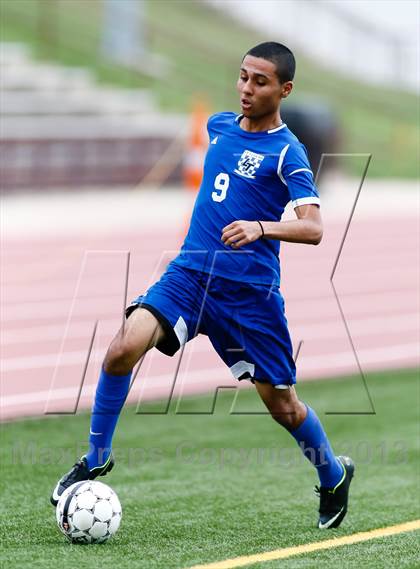 Thumbnail 1 in St. James Academy vs Legend (Gateway City Soccer Classic) photogallery.