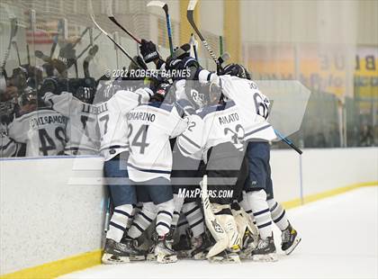 Thumbnail 2 in Gloucester Catholic @ St. Augustine Prep photogallery.