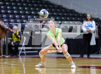 Thumbnail 1 in Veribest vs. Blum (UIL Volleyball 1A Semifinals) photogallery.