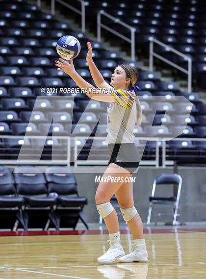 Thumbnail 3 in Veribest vs. Blum (UIL Volleyball 1A Semifinals) photogallery.