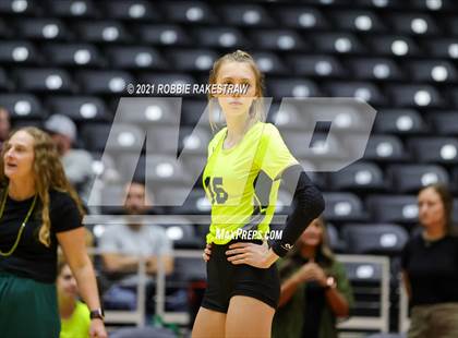 Thumbnail 1 in Veribest vs. Blum (UIL Volleyball 1A Semifinals) photogallery.