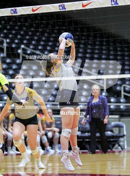 Thumbnail 1 in Veribest vs. Blum (UIL Volleyball 1A Semifinals) photogallery.