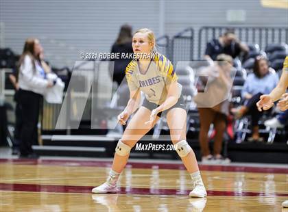 Thumbnail 3 in Veribest vs. Blum (UIL Volleyball 1A Semifinals) photogallery.