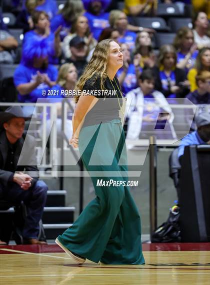 Thumbnail 2 in Veribest vs. Blum (UIL Volleyball 1A Semifinals) photogallery.