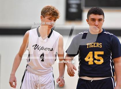 Thumbnail 3 in Stony Point @ Vandegrift photogallery.