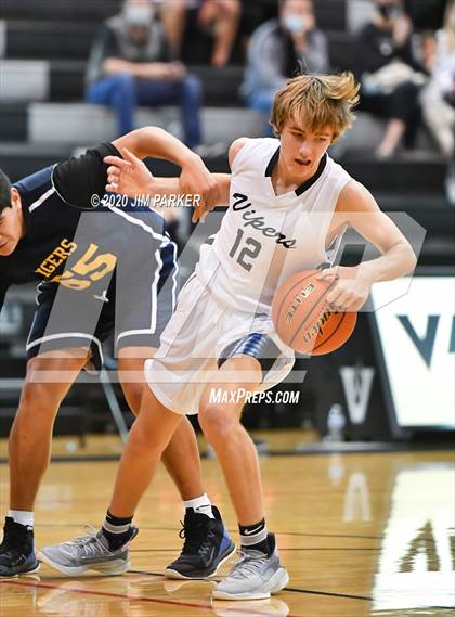Thumbnail 1 in Stony Point @ Vandegrift photogallery.