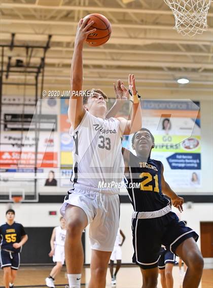 Thumbnail 3 in Stony Point @ Vandegrift photogallery.