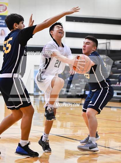 Thumbnail 1 in Stony Point @ Vandegrift photogallery.