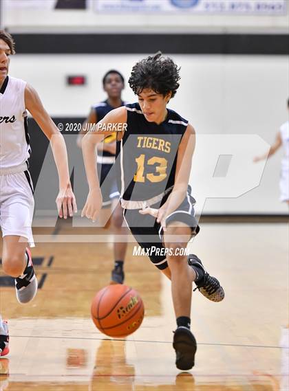 Thumbnail 2 in Stony Point @ Vandegrift photogallery.