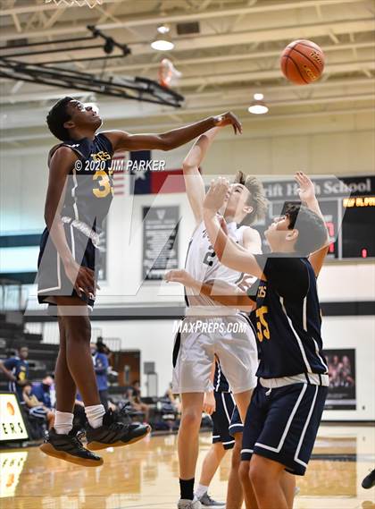 Thumbnail 1 in Stony Point @ Vandegrift photogallery.