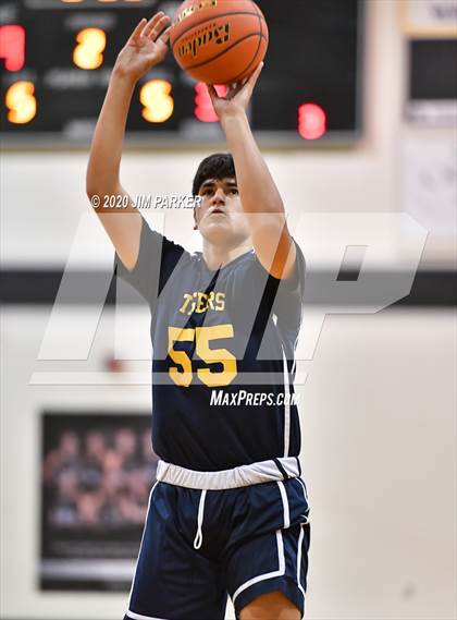 Thumbnail 2 in Stony Point @ Vandegrift photogallery.