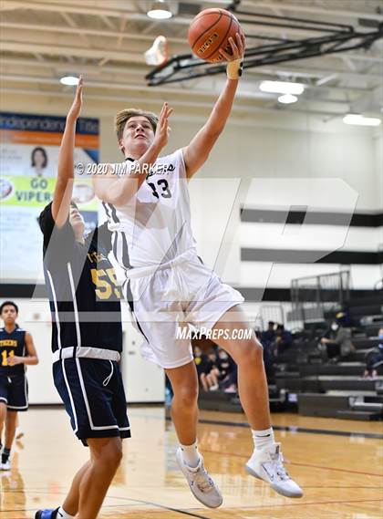 Thumbnail 2 in Stony Point @ Vandegrift photogallery.