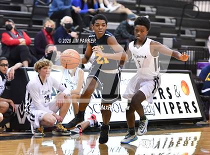 Thumbnail 1 in Stony Point @ Vandegrift photogallery.