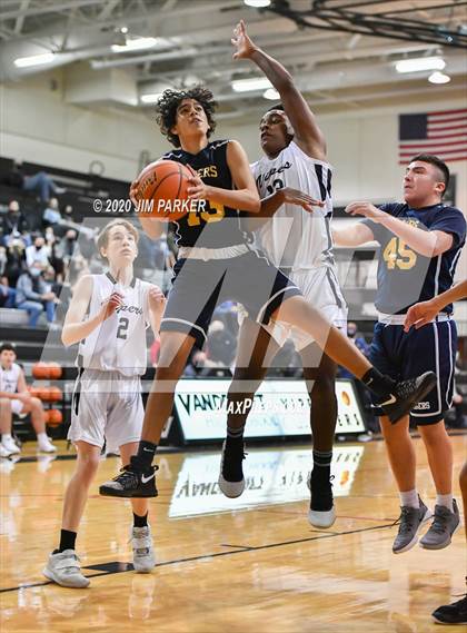 Thumbnail 3 in Stony Point @ Vandegrift photogallery.