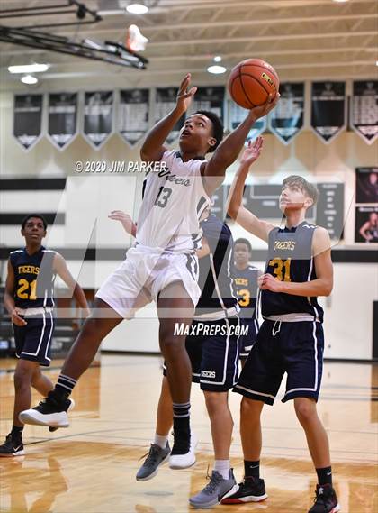 Thumbnail 1 in Stony Point @ Vandegrift photogallery.