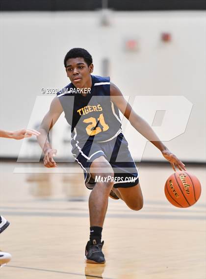 Thumbnail 3 in Stony Point @ Vandegrift photogallery.