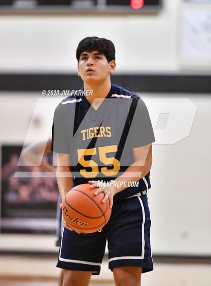 Thumbnail 1 in Stony Point @ Vandegrift photogallery.