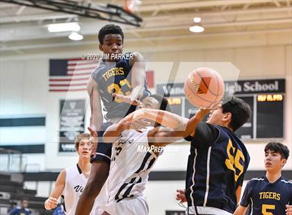 Thumbnail 2 in Stony Point @ Vandegrift photogallery.