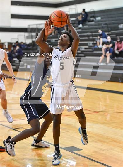 Thumbnail 2 in Stony Point @ Vandegrift photogallery.