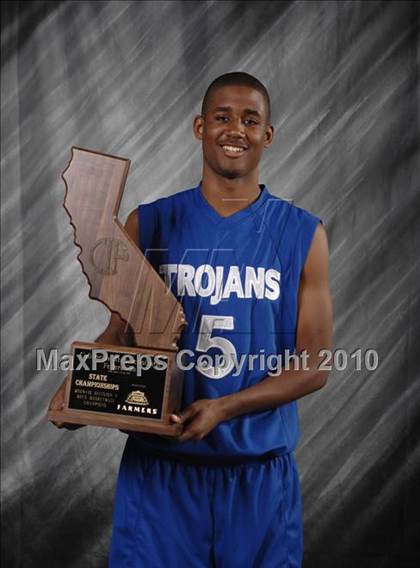 Thumbnail 1 in Branson vs. Lutheran (CIF State D5 Award Photos) photogallery.
