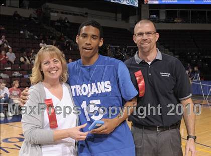 Thumbnail 3 in Branson vs. Lutheran (CIF State D5 Award Photos) photogallery.