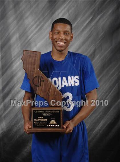 Thumbnail 1 in Branson vs. Lutheran (CIF State D5 Award Photos) photogallery.