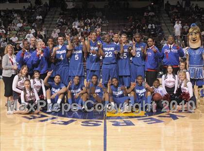Thumbnail 2 in Branson vs. Lutheran (CIF State D5 Award Photos) photogallery.