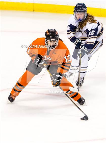 Thumbnail 3 in Needham vs. Woburn Memorial (MIAA Division 1 Final) photogallery.