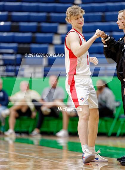 Thumbnail 2 in Cass vs. Walton (Hoya Hoopsgiving) photogallery.