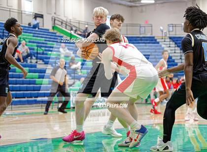 Thumbnail 1 in Cass vs. Walton (Hoya Hoopsgiving) photogallery.