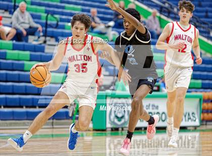 Thumbnail 1 in Cass vs. Walton (Hoya Hoopsgiving) photogallery.