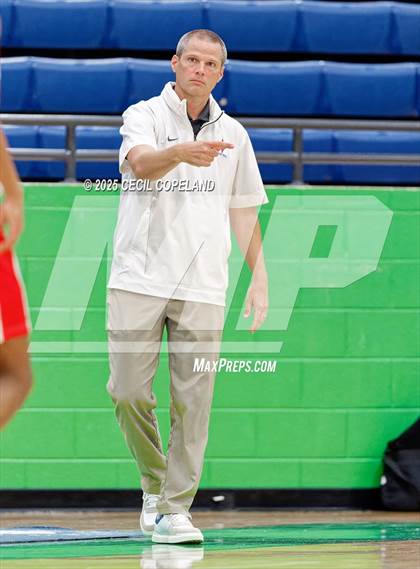 Thumbnail 1 in Cass vs. Walton (Hoya Hoopsgiving) photogallery.