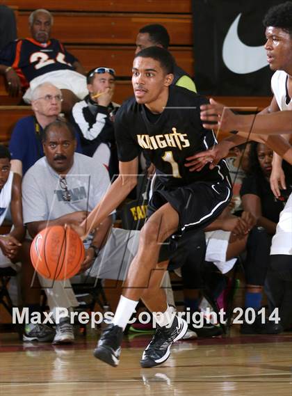 Thumbnail 3 in Compton vs. Bishop Montgomery (Fairfax State Preview) photogallery.